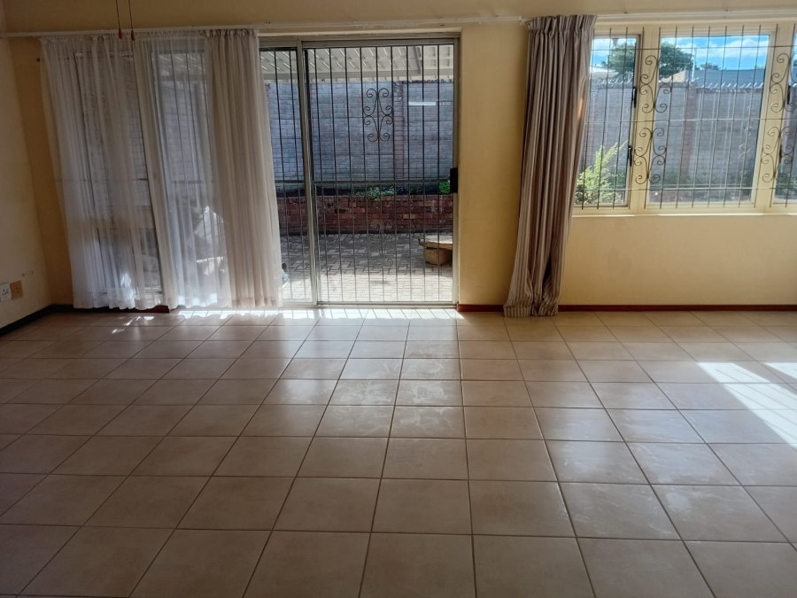 2 Bedroom Property for Sale in Chiselhurst Eastern Cape